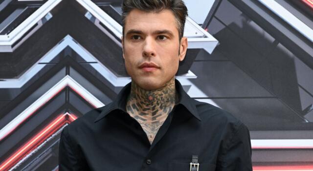 Sexy Shop Di Fedez Ed Emis Killa Il Significato Io Ti Ho Sfiorata