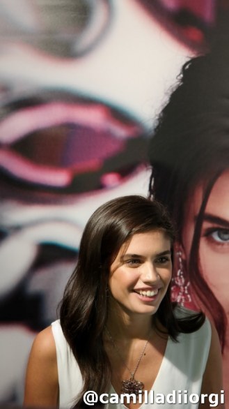 Sara Sampaio Morellato: la nuova campagna FioreMio, l'intervista video